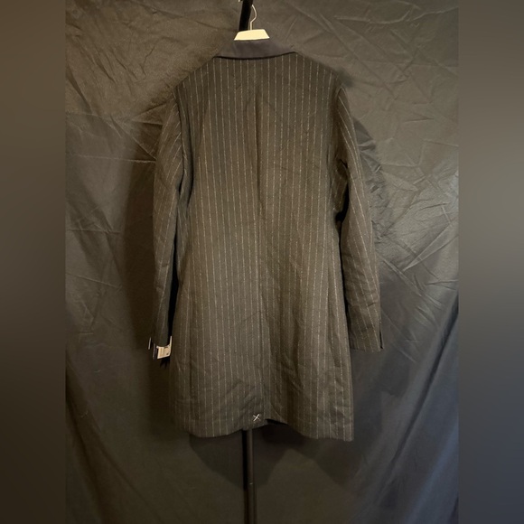 Tommy Hilfiger FLEX Mens Black Pinstripe Wool Blend Overcoat, 40 Reg - Picture 4 of 6